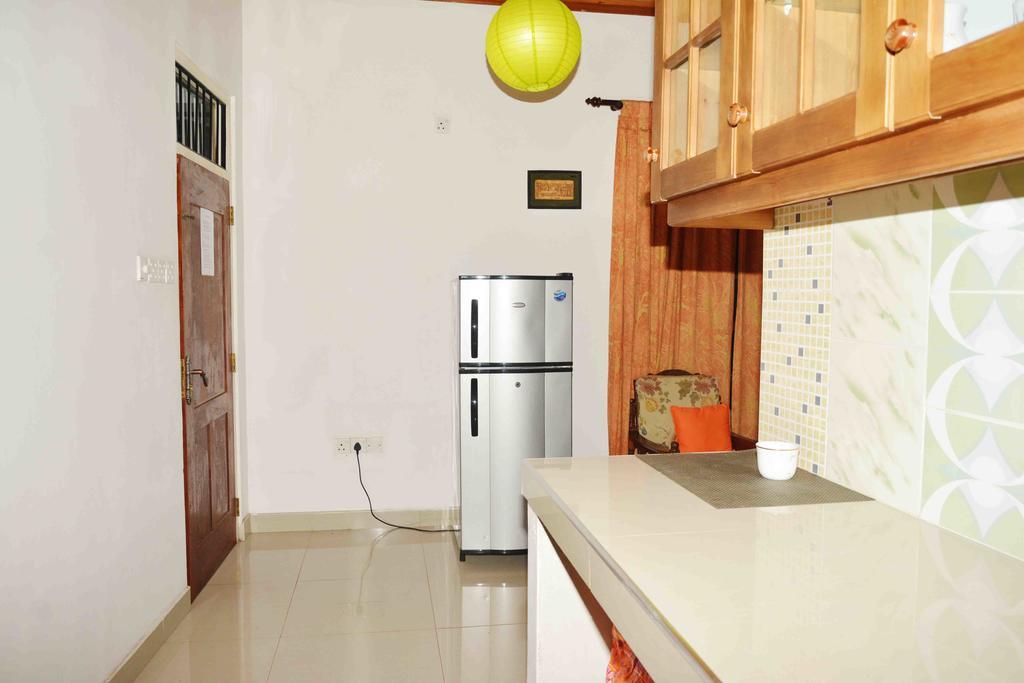 Sampathaa Residence 尼甘布 外观 照片
