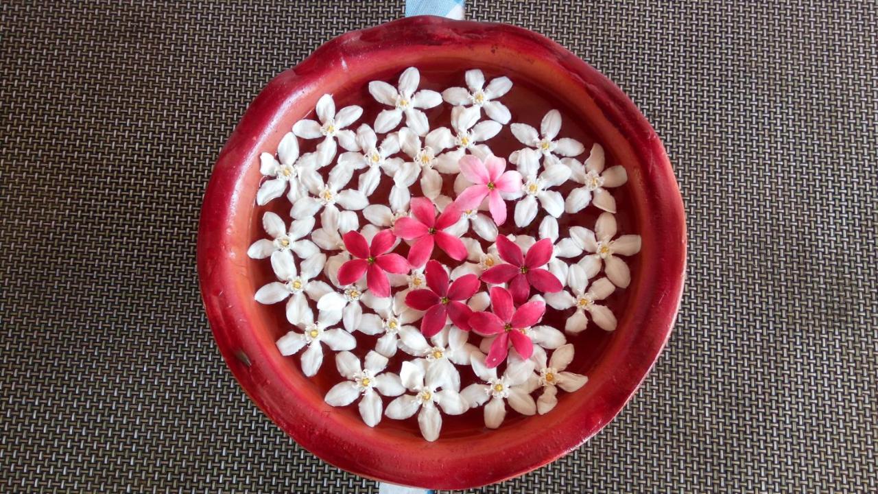 Sampathaa Residence 尼甘布 外观 照片